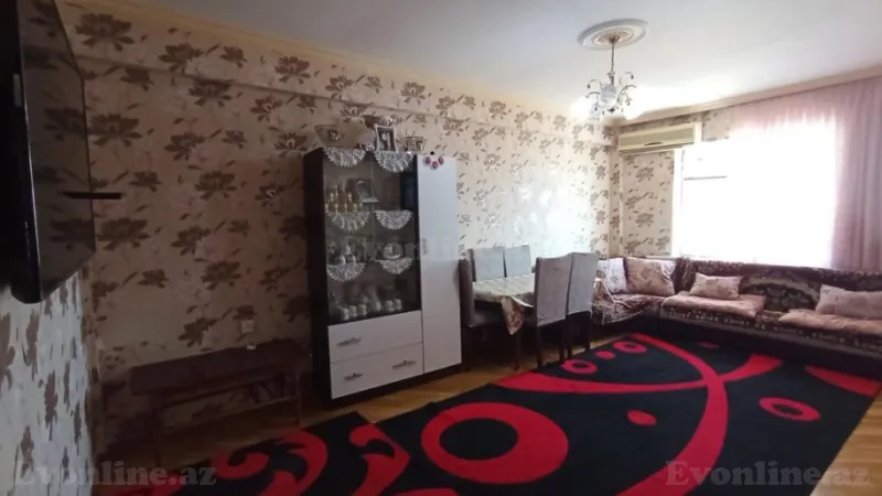 Satılır 4 otaqlı Mənzil Köhnə tikili 99 m² Xətai r.