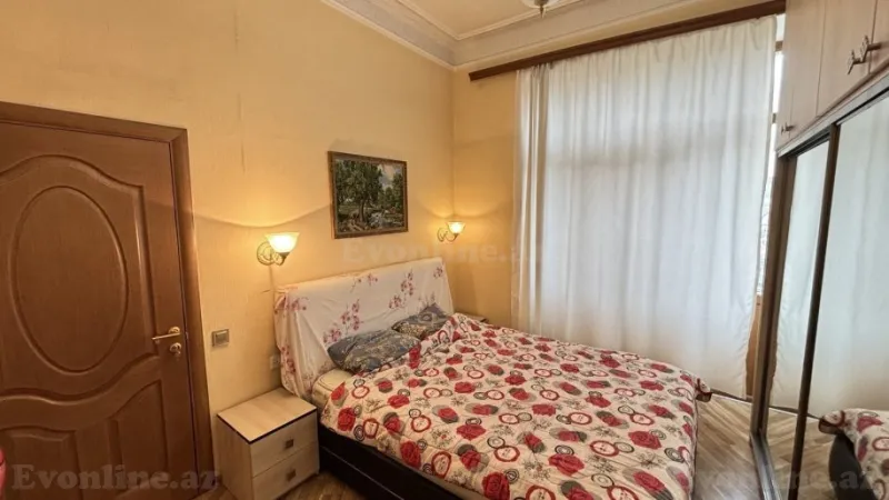 Kirayə verilir 2 otaqlı Mənzil Köhnə tikili 65 m² Sahil m. - şəkil 7