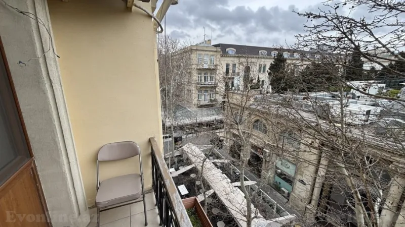 Kirayə verilir 2 otaqlı Mənzil Köhnə tikili 65 m² Sahil m. - şəkil 14