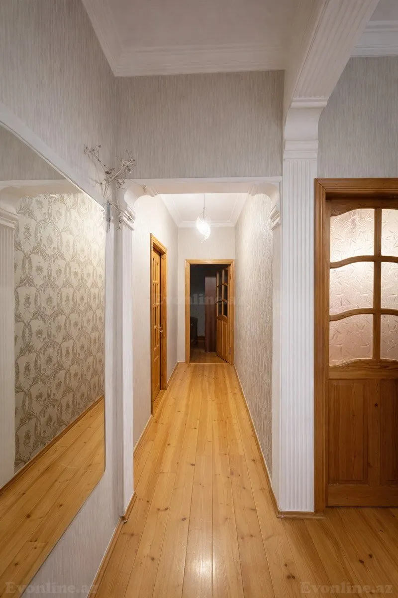 Satılır 5 otaqlı Mənzil Köhnə tikili 120 m² Azadlıq prospekti m. - şəkil 10