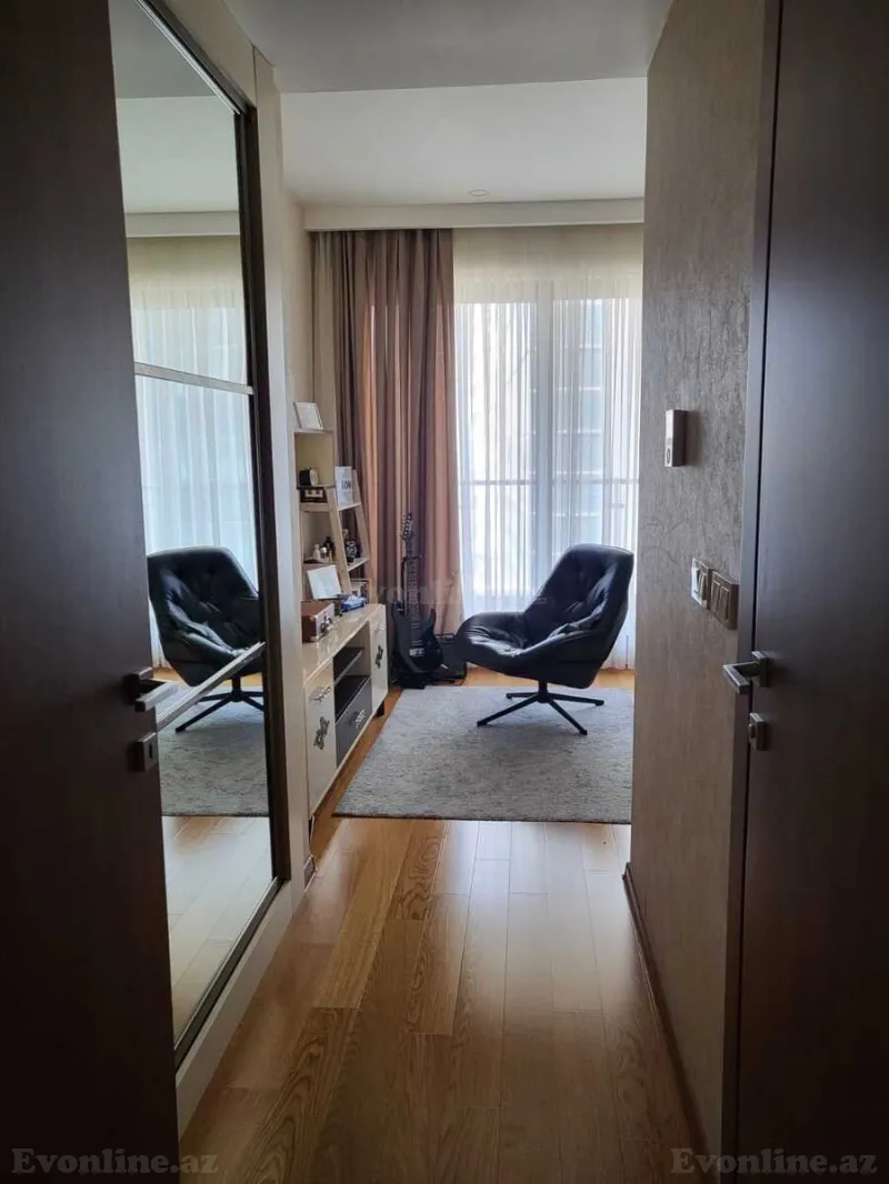 Kirayə verilir 4 otaqlı Mənzil Yeni tikili 220 m² 28 May m. - şəkil 18