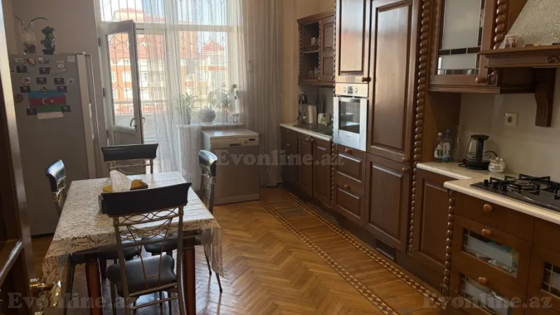 Satılır 6 otaqlı Mənzil Yeni tikili 440 m² 8-ci mikrorayon - şəkil 9