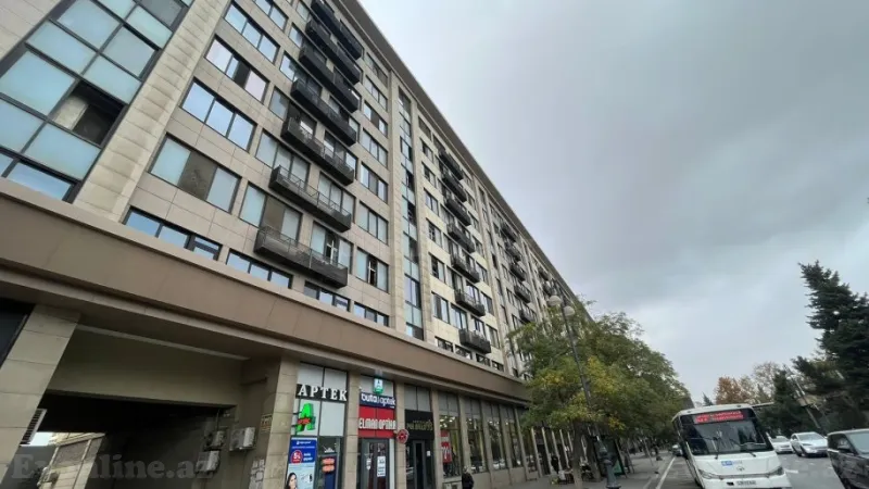 Satılır 3 otaqlı Mənzil Köhnə tikili 80 m² Nərimanov r. - şəkil 6