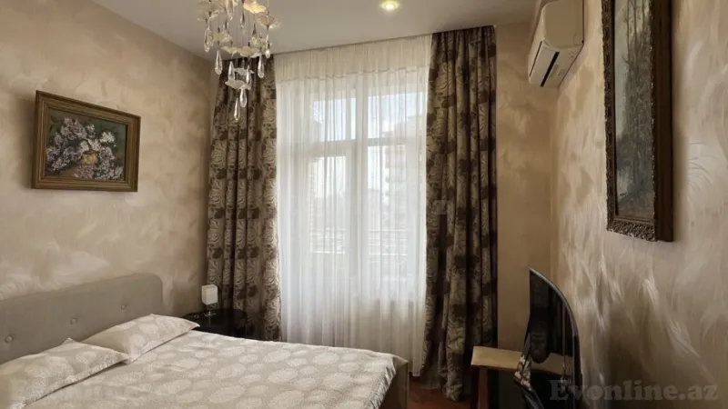 Satılır 6 otaqlı Mənzil Yeni tikili 371 m² Nizami m. - şəkil 8