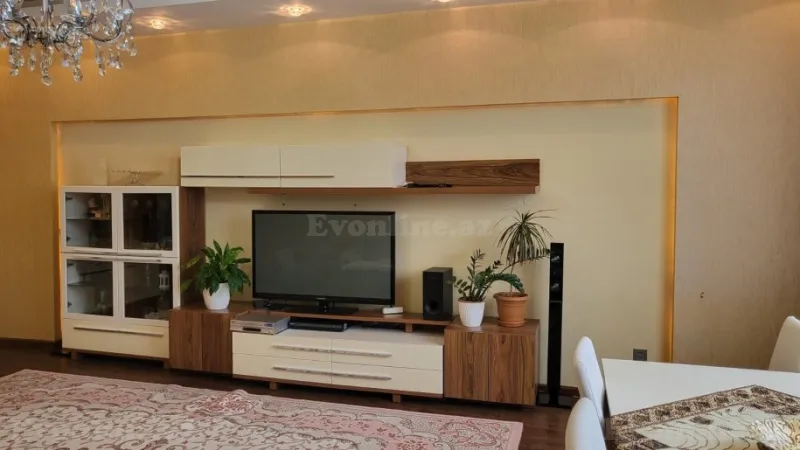 Satılır 4 otaqlı Mənzil Yeni tikili 185 m² Nizami m. - şəkil 3