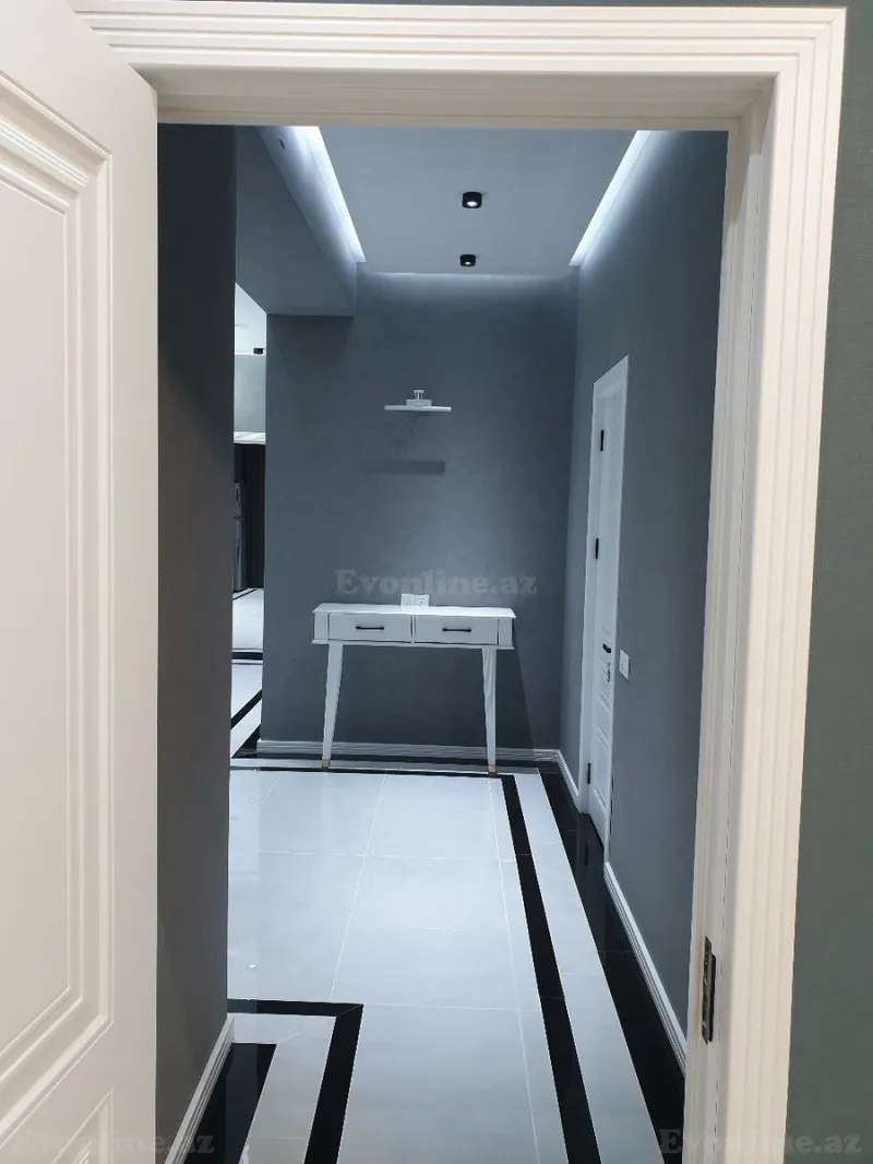 Kirayə verilir 3 otaqlı Mənzil Yeni tikili 150 m² 28 May m. - şəkil 14