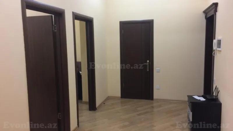 Kirayə verilir Ofis 107 m² Yasamal r. - şəkil 6