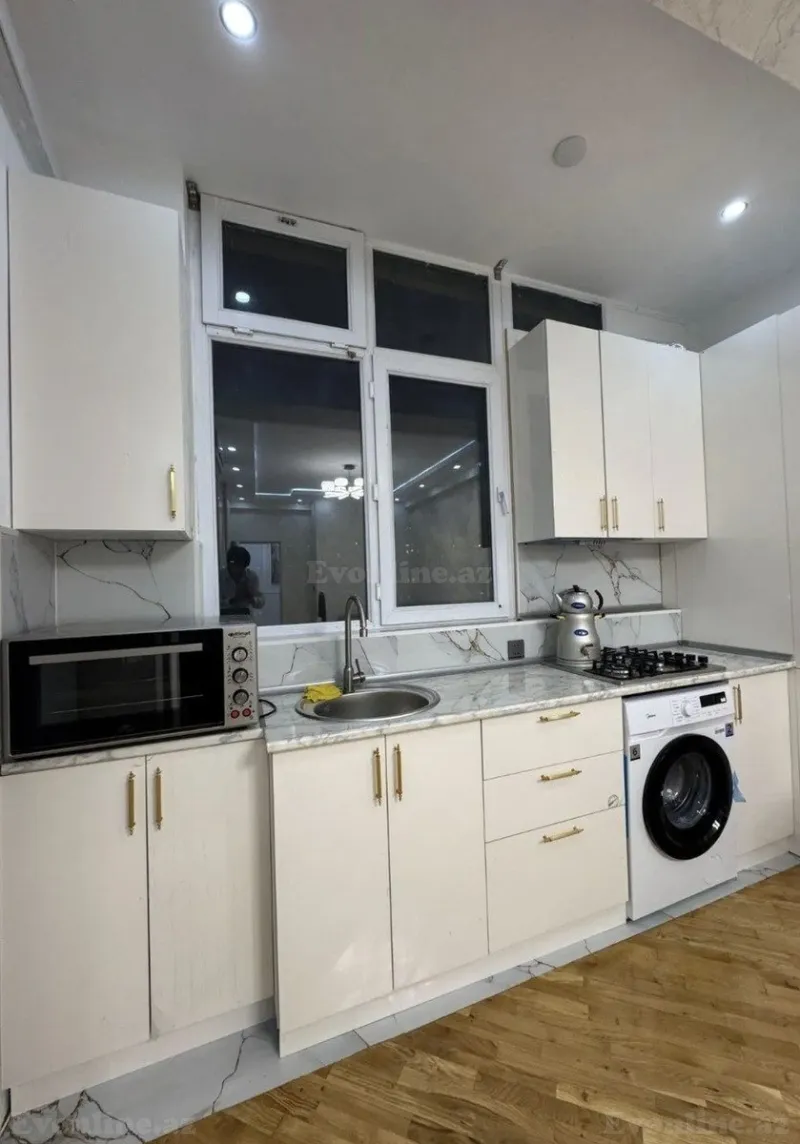 Kirayə verilir 3 otaqlı Mənzil Yeni tikili 80 m² İnşaatçılar m. - şəkil 4