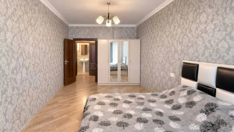 Kirayə verilir 2 otaqlı Mənzil Yeni tikili 80 m² Nəsimi r. - şəkil 6