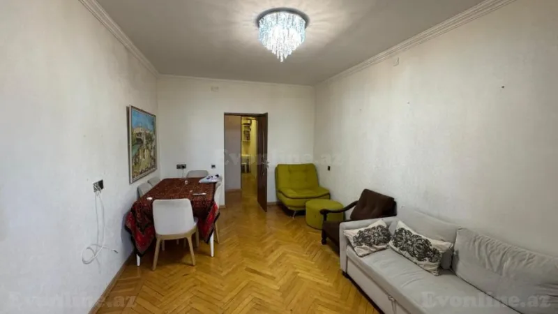 Satılır 3 otaqlı Mənzil Köhnə tikili 75 m² İçərişəhər m. - şəkil 4