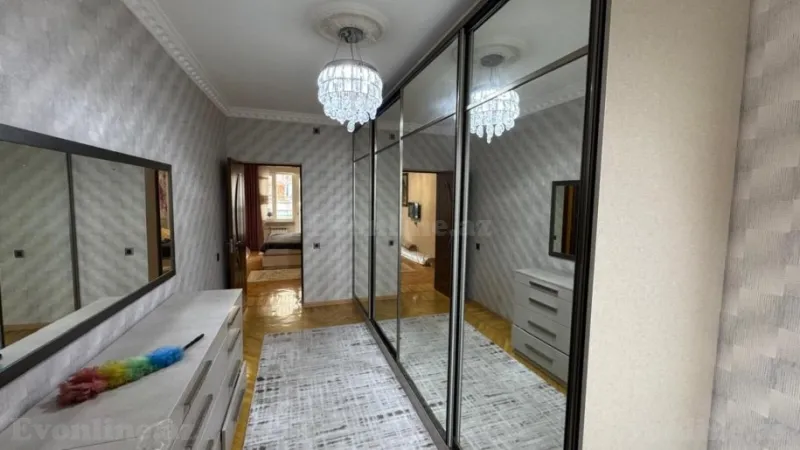 Satılır 3 otaqlı Mənzil Köhnə tikili 75 m² İçərişəhər m. - şəkil 8