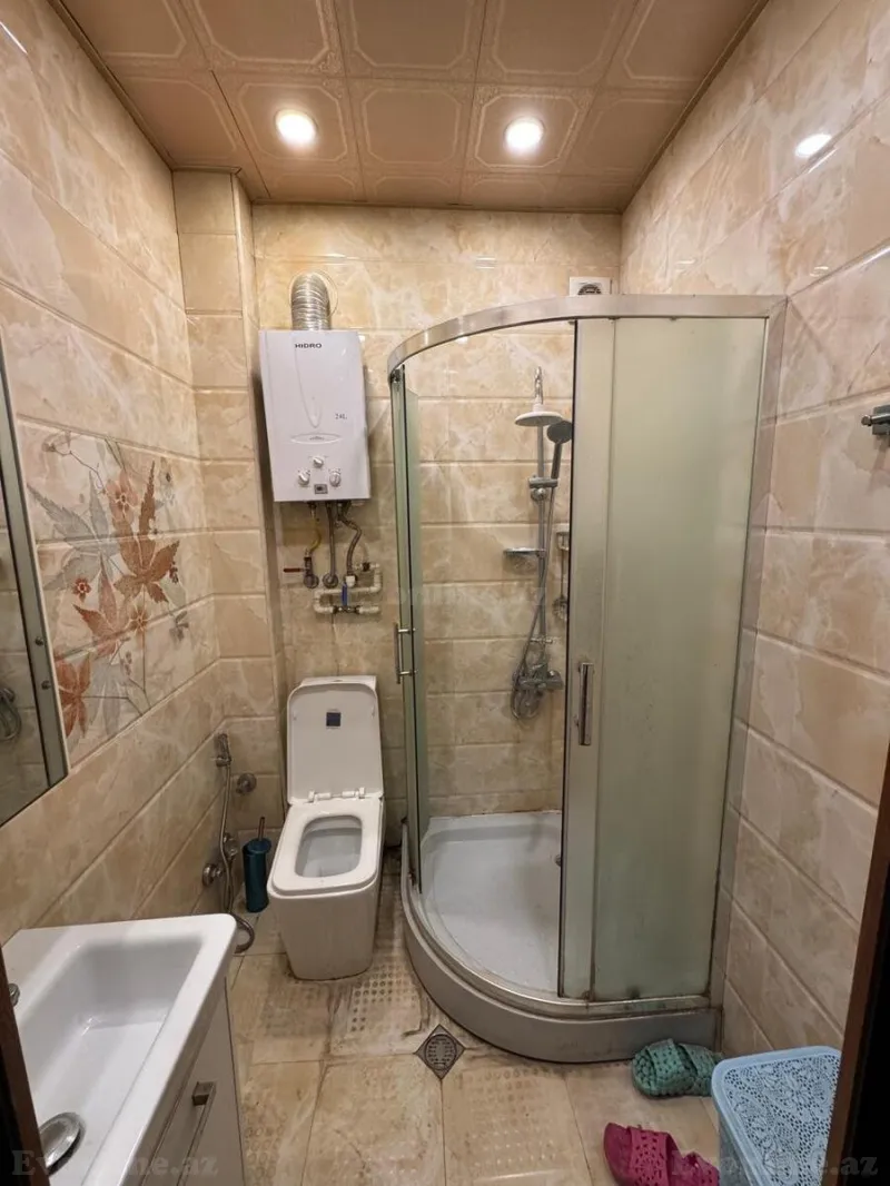 Satılır 3 otaqlı Mənzil Köhnə tikili 75 m² İçərişəhər m. - şəkil 12