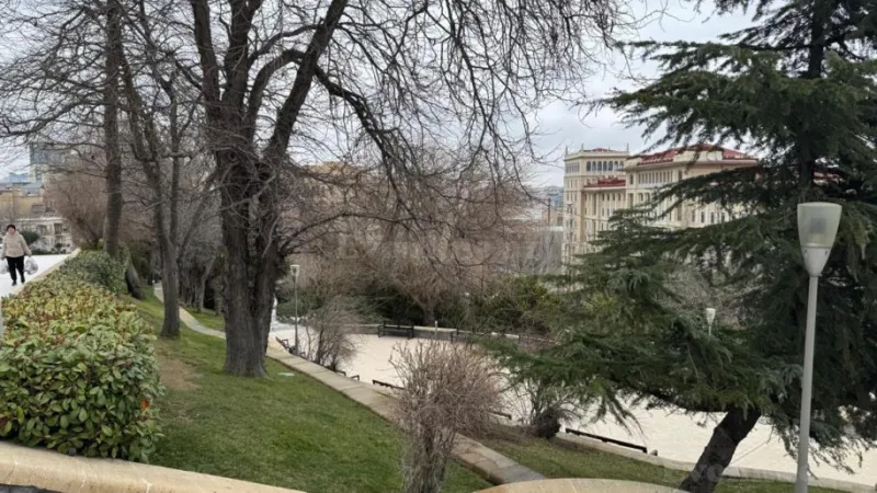 Satılır 3 otaqlı Mənzil Köhnə tikili 75 m² İçərişəhər m. - şəkil 20