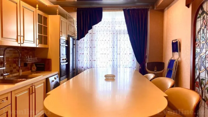 Satılır 4 otaqlı Mənzil Yeni tikili 200 m² Gənclik m. - şəkil 4