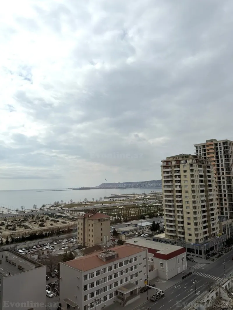 Kirayə verilir 6 otaqlı Mənzil Yeni tikili 220 m² Xətai m. - şəkil 3