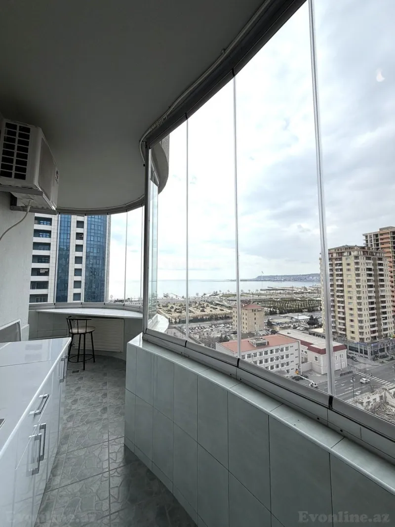 Kirayə verilir 6 otaqlı Mənzil Yeni tikili 220 m² Xətai m. - şəkil 4