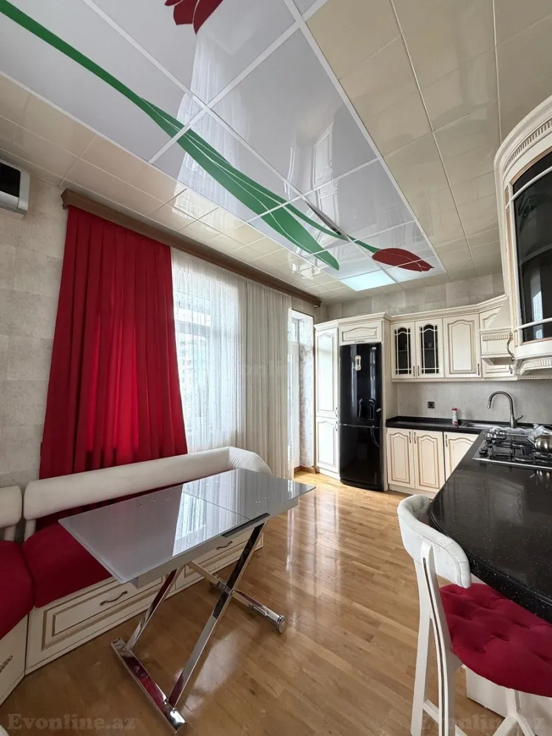 Kirayə verilir 6 otaqlı Mənzil Yeni tikili 220 m² Xətai m. - şəkil 14