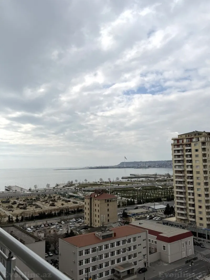 Kirayə verilir 6 otaqlı Mənzil Yeni tikili 220 m² Xətai m. - şəkil 18