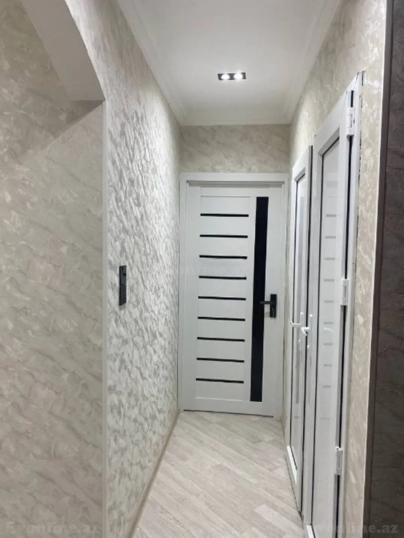 Satılır 2 otaqlı Mənzil Köhnə tikili 70 m² 8-ci mikrorayon - şəkil 7