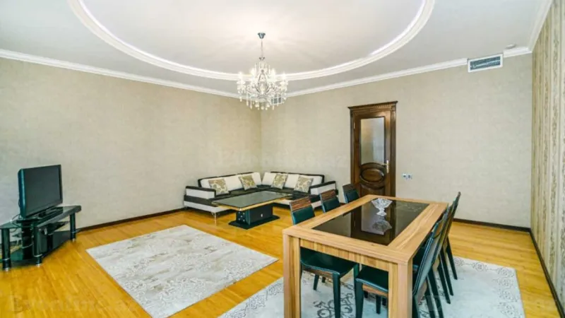 Kirayə verilir 3 otaqlı Mənzil Yeni tikili 165 m² Sahil m. - şəkil 2