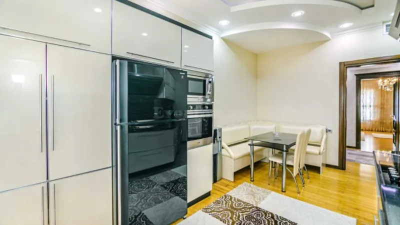 Kirayə verilir 3 otaqlı Mənzil Yeni tikili 165 m² Sahil m. - şəkil 18