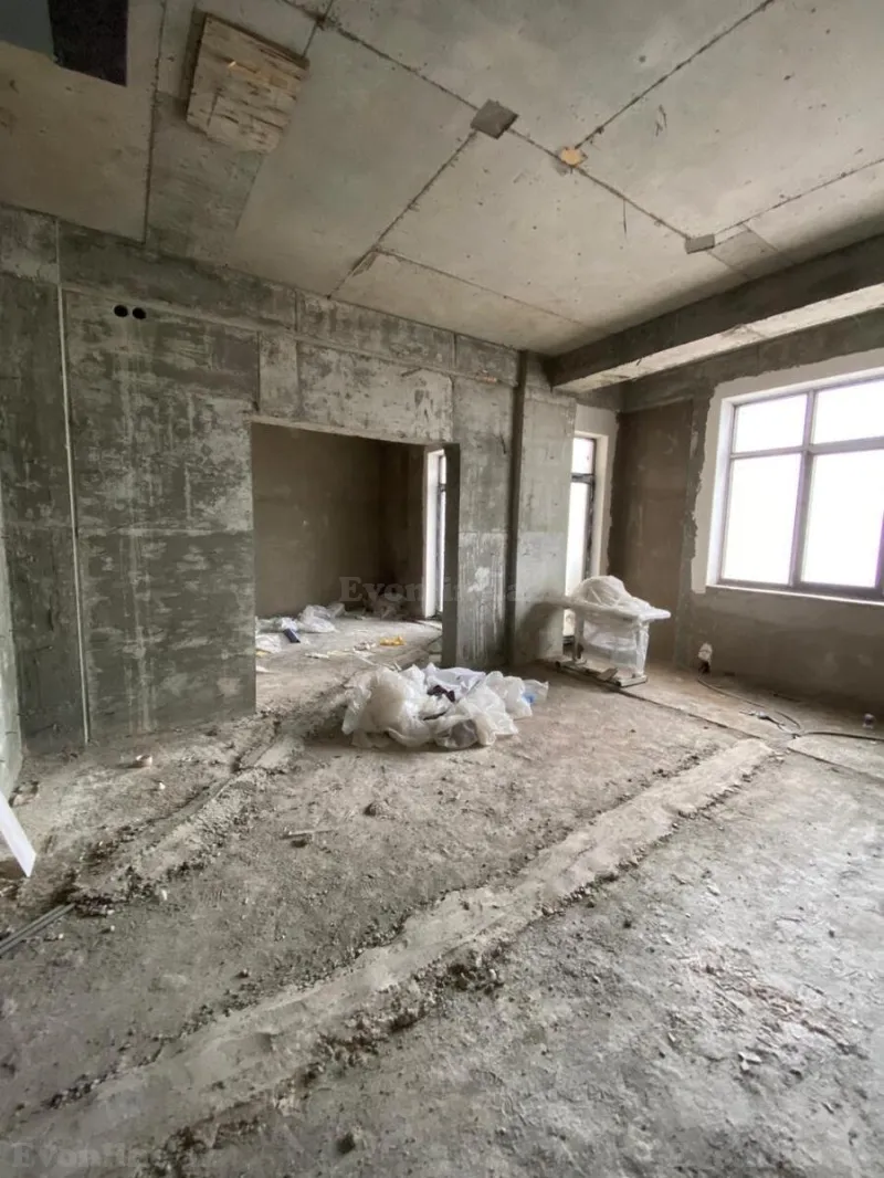 Satılır 4 otaqlı Mənzil Yeni tikili 215 m² Elmlər Akademiyası m. - şəkil 5