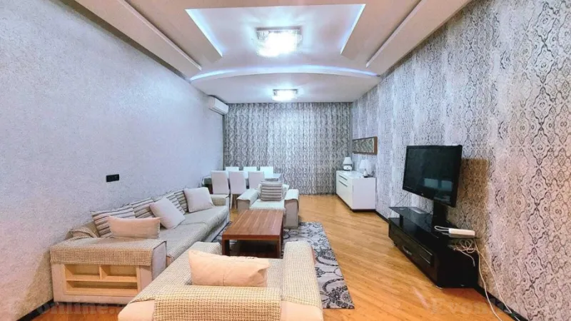 Kirayə verilir 4 otaqlı Mənzil Yeni tikili 175 m² Nizami m. - şəkil 2