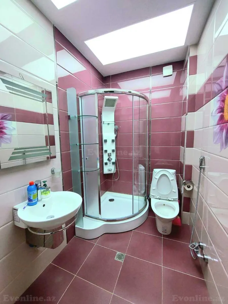 Kirayə verilir 4 otaqlı Mənzil Yeni tikili 175 m² Nizami m. - şəkil 15