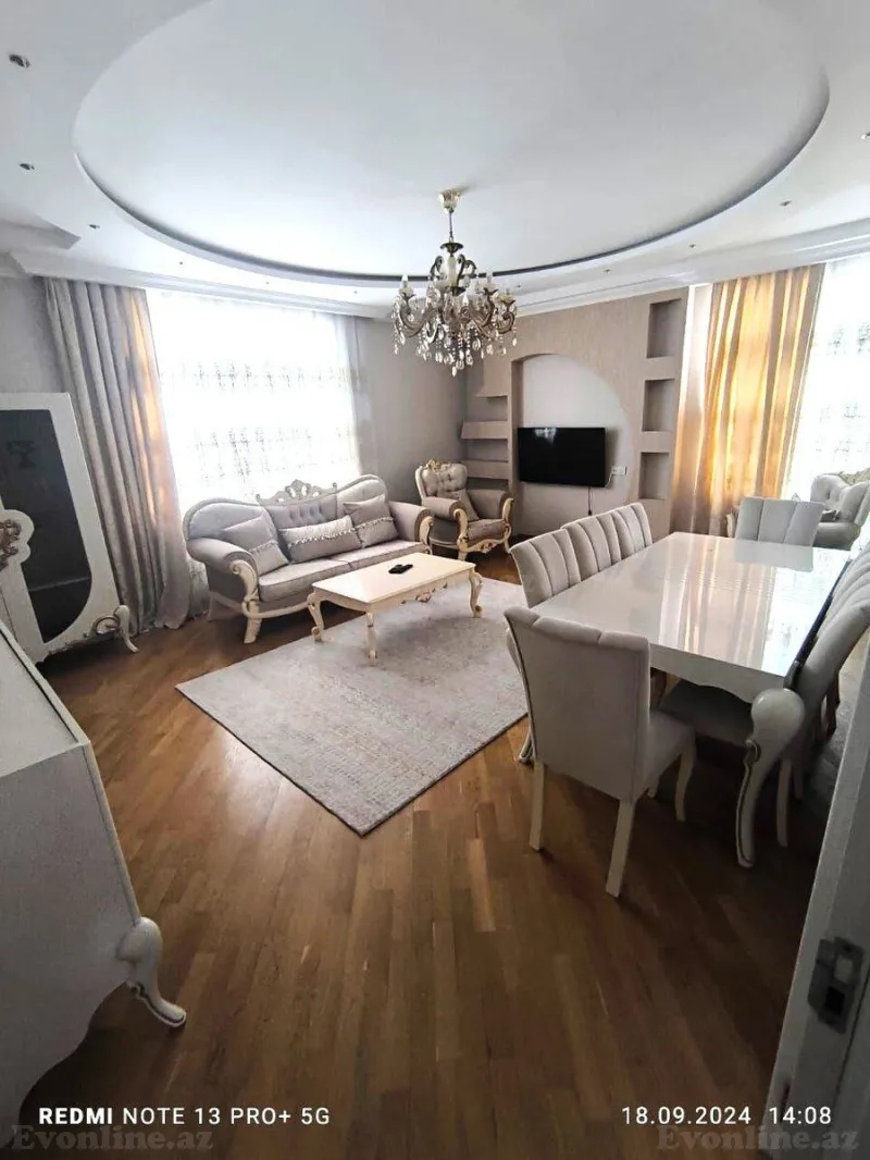 Kirayə verilir 3 otaqlı Mənzil Yeni tikili 135 m² Əhmədli m.