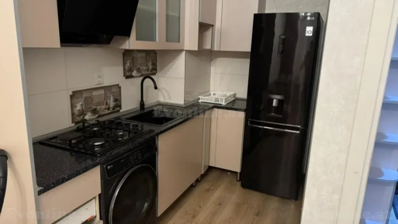 Kirayə verilir 2 otaqlı Mənzil Yeni tikili 50 m² Yeni Yasamal - şəkil 8