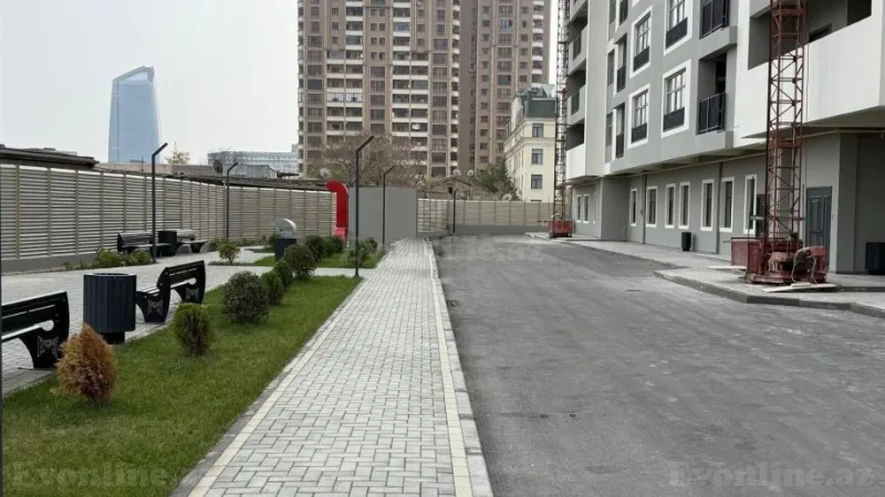 Satılır 3 otaqlı Mənzil Yeni tikili 84 m² 28 May m. - şəkil 21