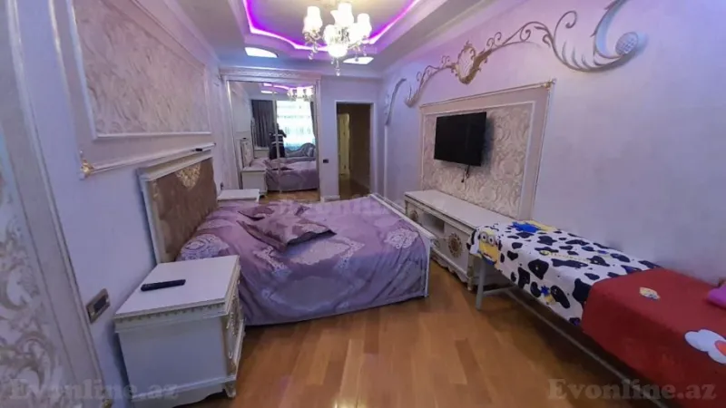 Satılır 5 otaqlı Mənzil Yeni tikili 300 m² Əhmədli m. - şəkil 15