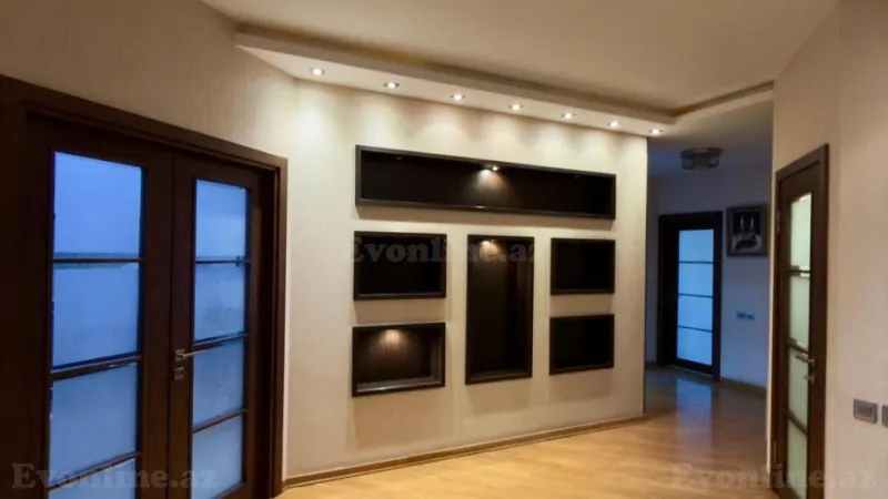 Satılır 3 otaqlı Mənzil Yeni tikili 170 m² Gənclik m. - şəkil 9