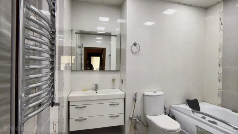 Satılır 3 otaqlı Mənzil Yeni tikili 170 m² Gənclik m. - şəkil 10