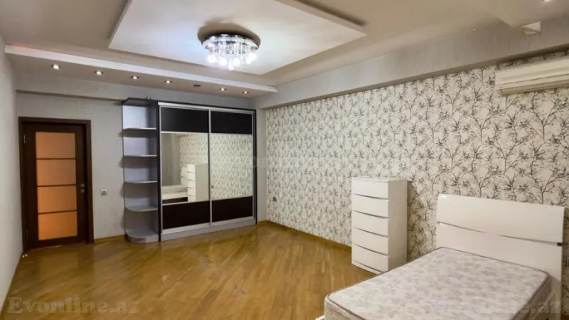 Satılır 3 otaqlı Mənzil Yeni tikili 170 m² Gənclik m. - şəkil 13