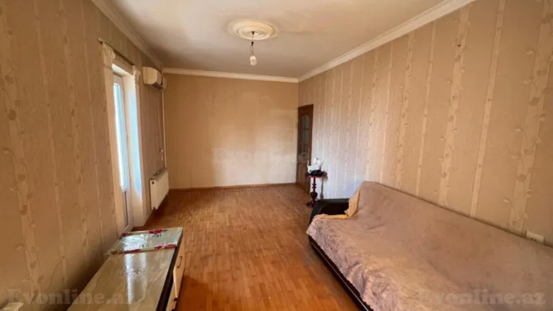 Satılır 2 otaqlı Mənzil Köhnə tikili 70 m² Qara Qarayev m. - şəkil 2