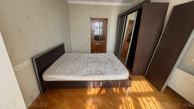 Satılır 2 otaqlı Mənzil Köhnə tikili 70 m² Qara Qarayev m. - şəkil 10