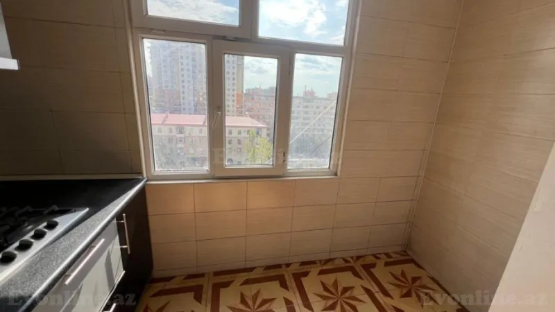 Satılır 2 otaqlı Mənzil Köhnə tikili 70 m² Qara Qarayev m. - şəkil 15