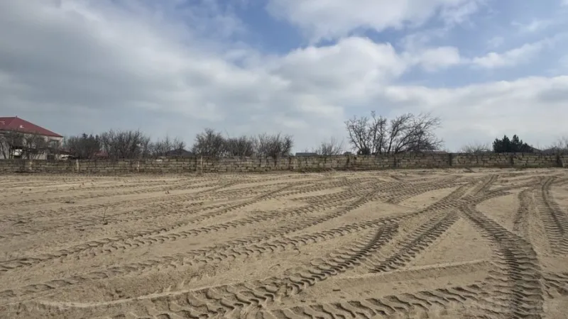 Satılır Torpaq 2 sot Novxanı