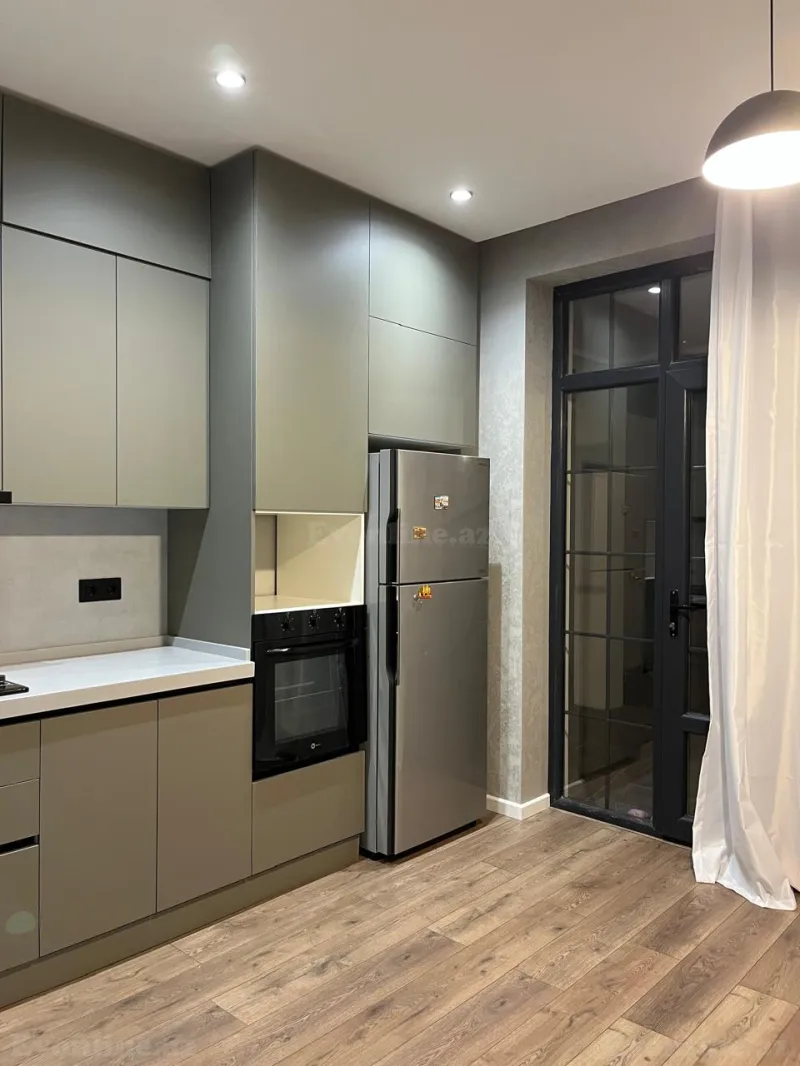 Satılır 7 otaqlı Həyət evi 250 m² Badamdar - şəkil 6