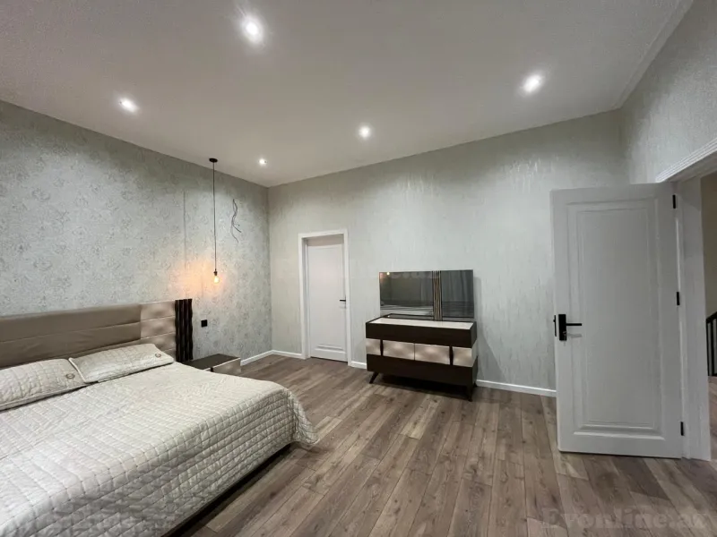 Satılır 7 otaqlı Həyət evi 250 m² Badamdar - şəkil 8