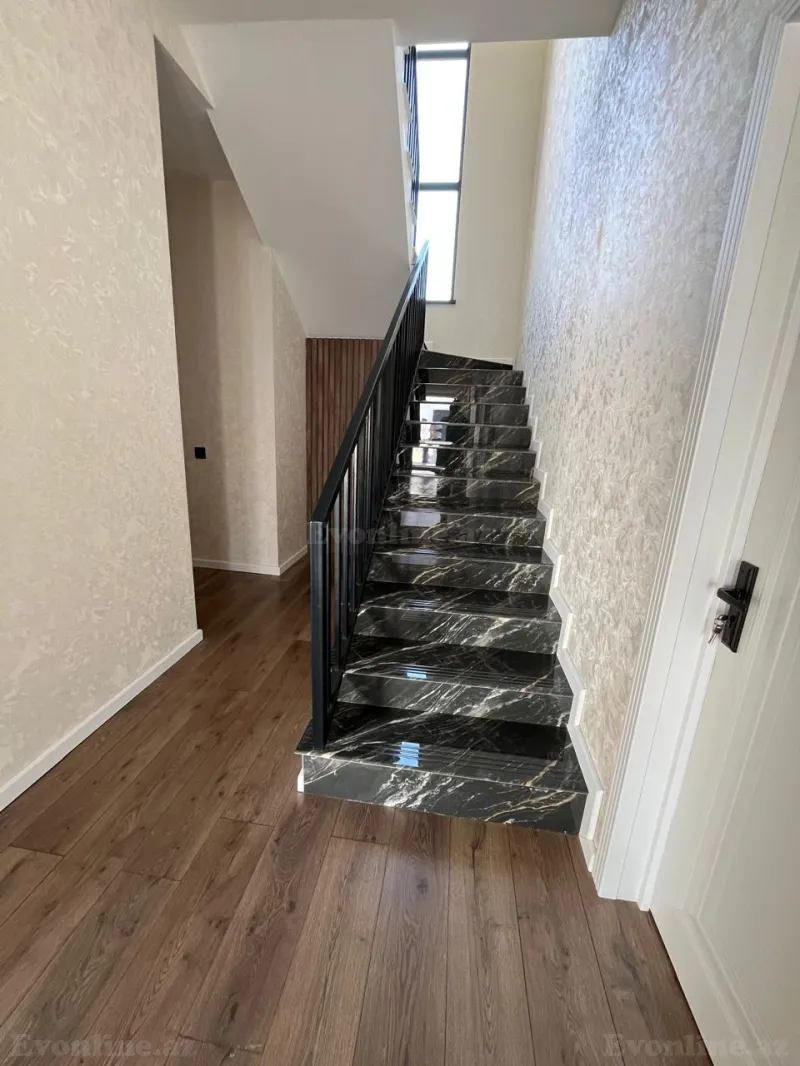 Satılır 7 otaqlı Həyət evi 250 m² Badamdar - şəkil 14