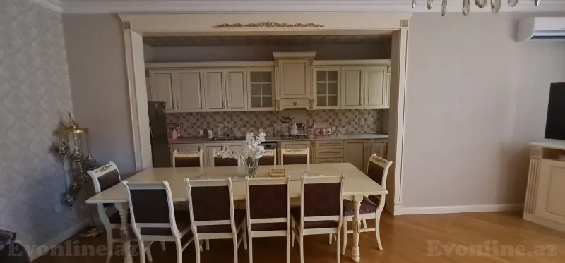 Satılır 6 otaqlı Həyət evi 250 m² Novxanı - şəkil 8