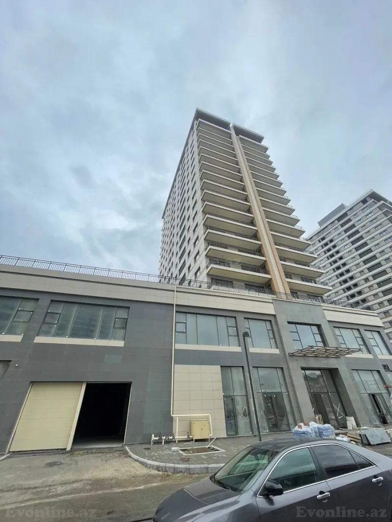 Satılır 4 otaqlı Mənzil Yeni tikili 194 m² Xətai r. - şəkil 2