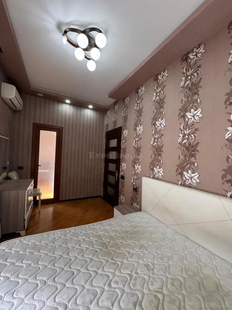 Satılır 2 otaqlı Mənzil Köhnə tikili 57 m² Nəriman Nərimanov m. - şəkil 5