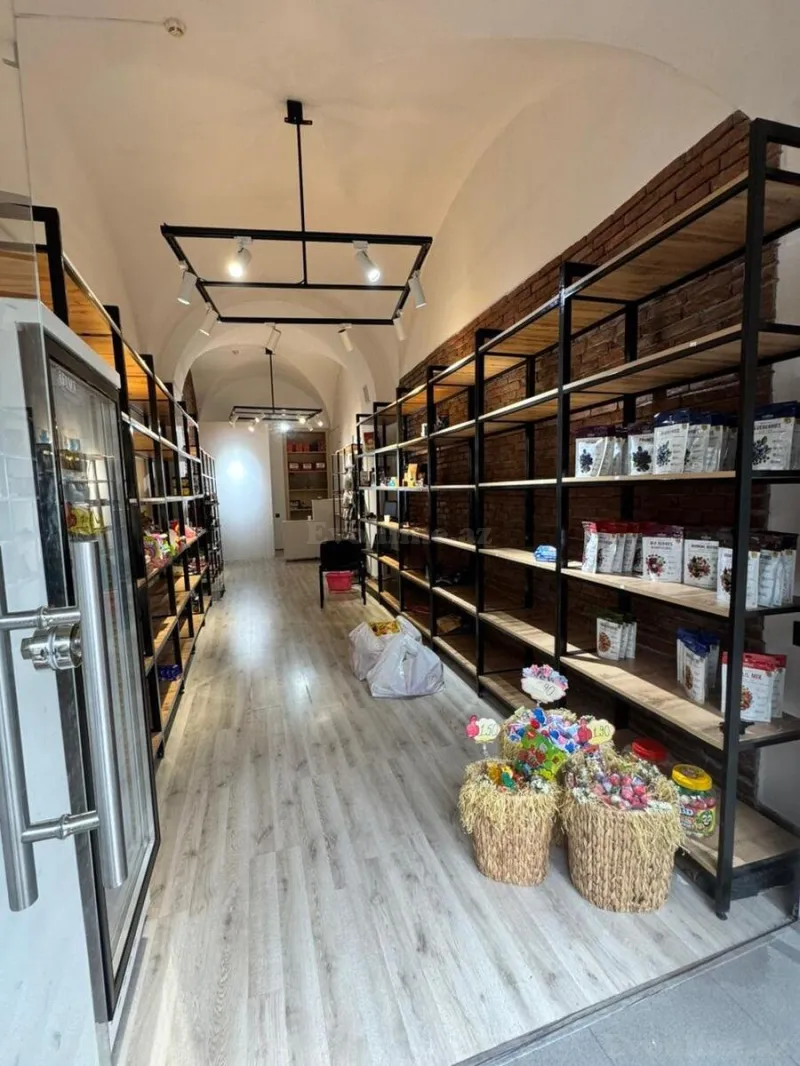 Kirayə verilir Obyekt 40 m² 28 May m.