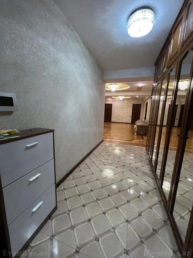 Satılır 4 otaqlı Mənzil Yeni tikili 224 m² Nəriman Nərimanov m. - şəkil 3