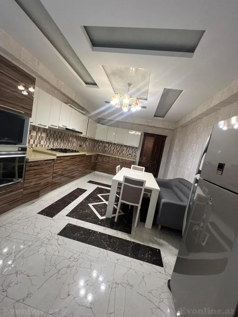 Satılır 4 otaqlı Mənzil Yeni tikili 224 m² Nəriman Nərimanov m. - şəkil 4