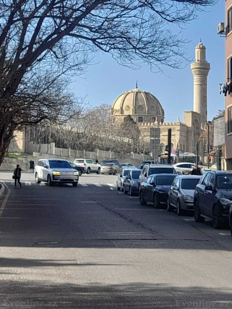 Satılır 2 otaqlı Mənzil Köhnə tikili 40 m² Elmlər Akademiyası m. - şəkil 3