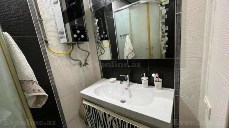 Satılır 3 otaqlı Mənzil Köhnə tikili 90 m² Nəriman Nərimanov m. - şəkil 9